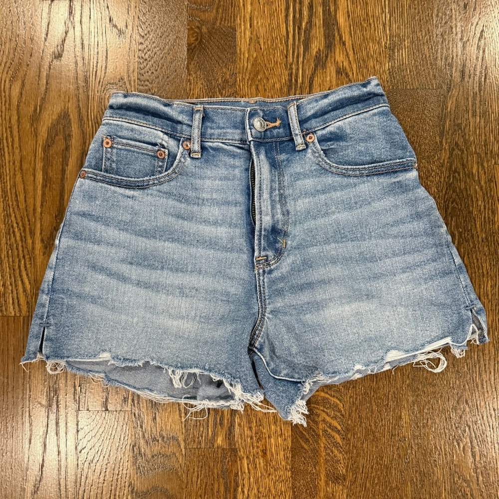 American Eagle Highest Rise 90s Boyfriend Jean Shorts Size 00